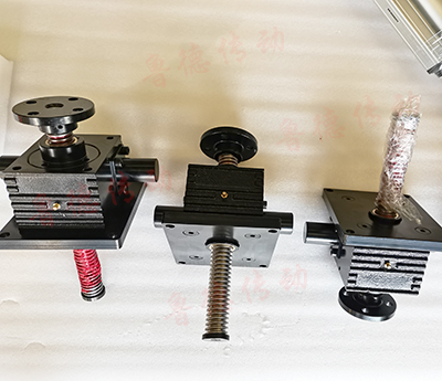 <strong>丝杆升降机</strong>润滑油号